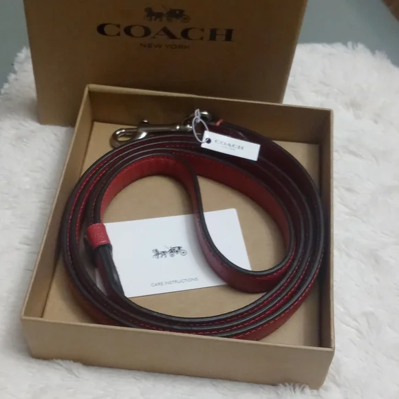 Authentic Red Leather Coach Dog Leash - Picture 6 of 6